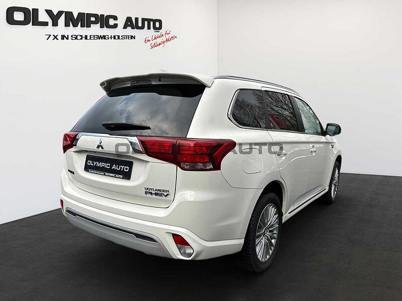 Mitsubishi Outlander 2.4 Plug-In Hybrid Basis  NEBEL  KLIMA