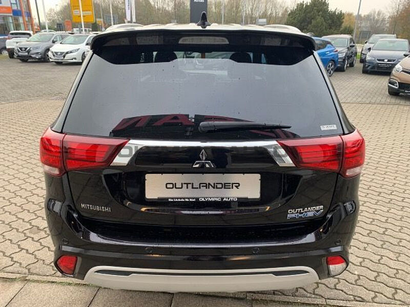 Mitsubishi Outlander 2.4 PHEV Intro*LEDER*360°CAM*NEBEL*GJR