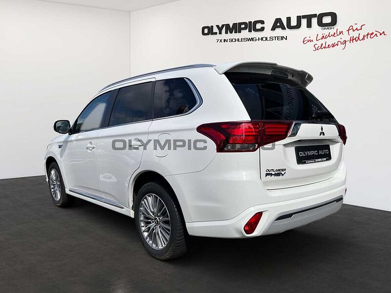 Mitsubishi Plug-in Hybrid Outlander 2.4 Basis 4X4 SITZH. BT