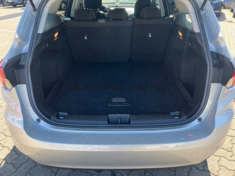 Fiat Tipo 1.6 Multijet Lounge  SHZG NAVI KAMERA XENON