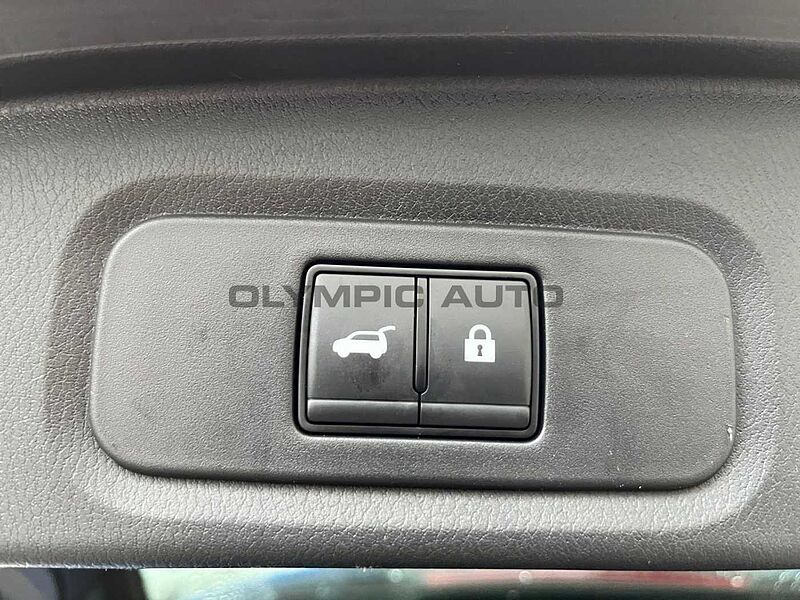 Nissan Qashqai 1.3 DIG-T MHEV Tekna XTRONIC 360°CAM LED